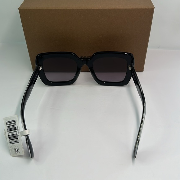 New Authentic Burberry Violet Gradient Square Ladies Sunglasses BE4284 37588H 52 - Picture 8 of 15